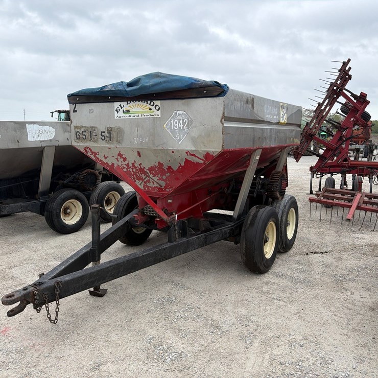 #211408 • Adams Fertilizer Spreader