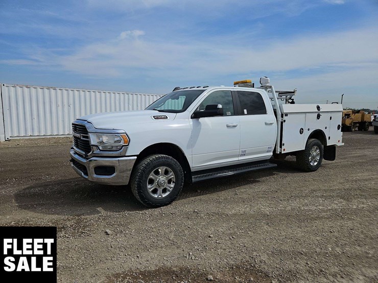 2020-dodge-2500-image-1