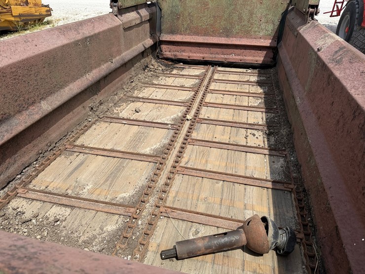 john-deere-660-image-3