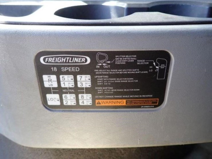 2018-freightliner-coronado-122-image-21