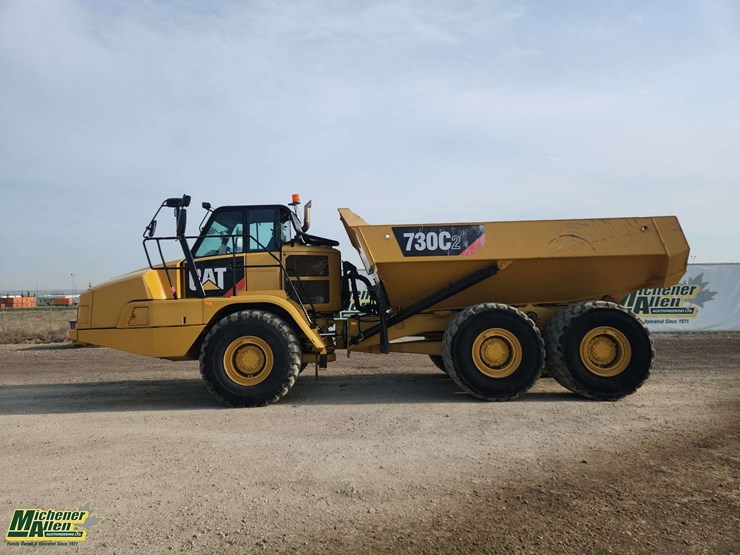 2017-caterpillar-730-image-5