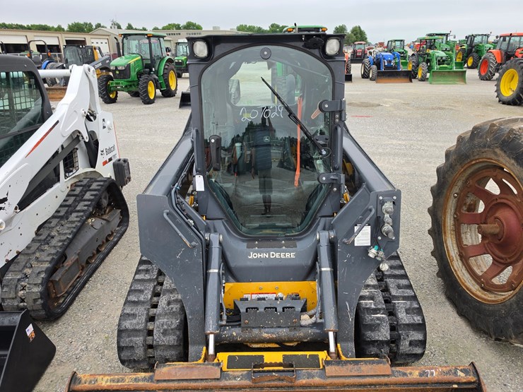 2023-deere-325g-image-4