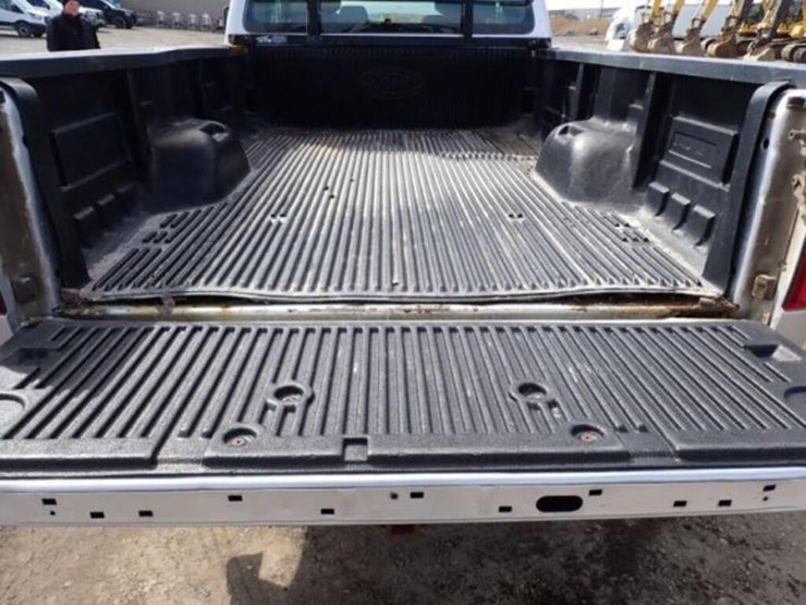 2013-ford-f250-xl-image-37