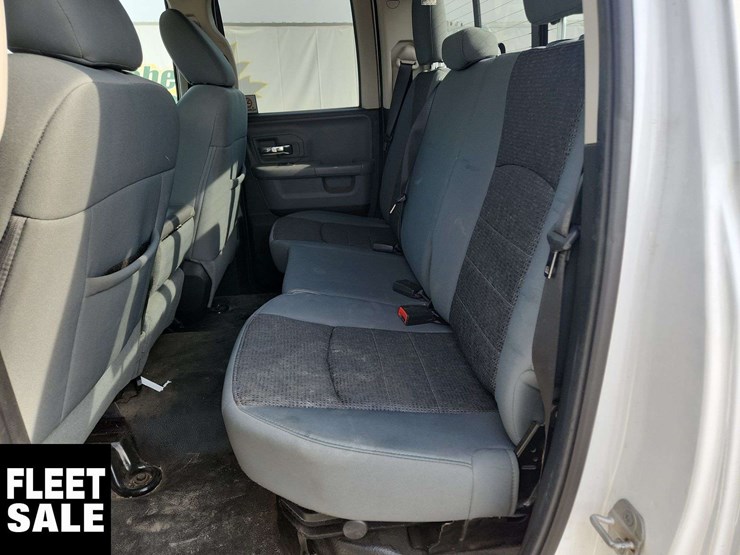2014-dodge-1500-image-26