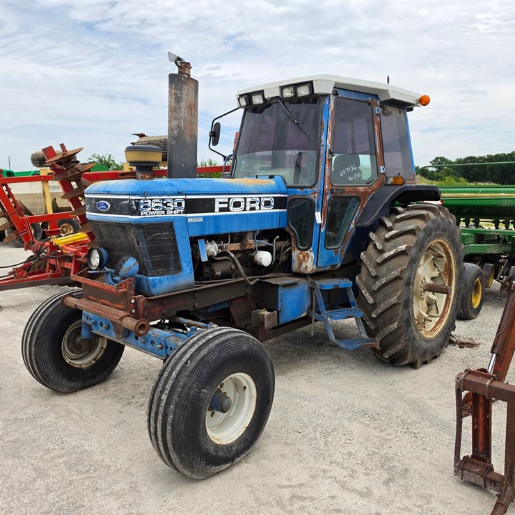 1990 FORD 8630