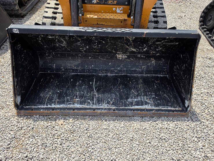 2012-case-tr270-image-3
