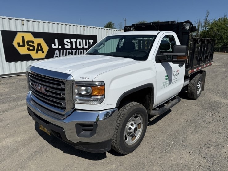 2016-gmc-sierra-2500-image-1