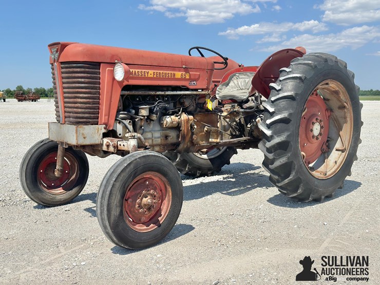 1962-massey-ferguson-65-image-1