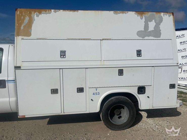 2008-ford-f-350-knapheide-kuv-enclosed-service-truck-image-16
