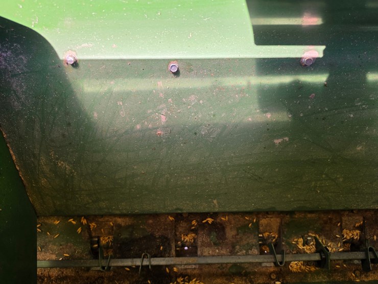 john-deere-8300-image-9
