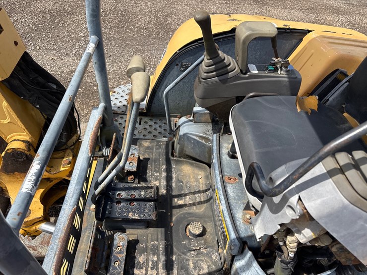 deere-50c-image-8