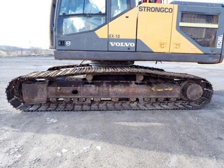2015-volvo-ec250el-image-36