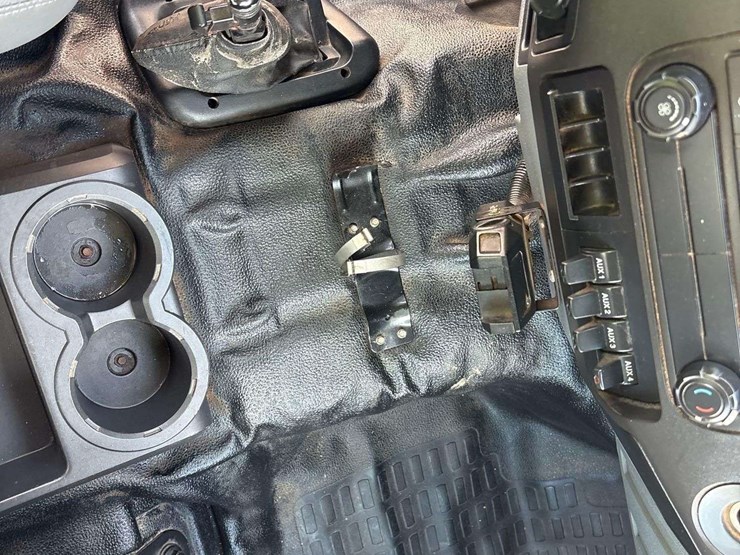 2016-ford-f750-image-30