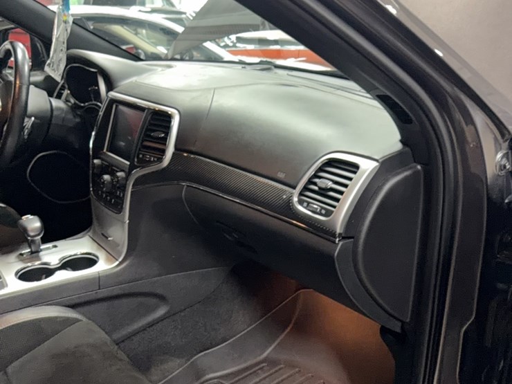2014-jeep-grand-cherokee-image-26