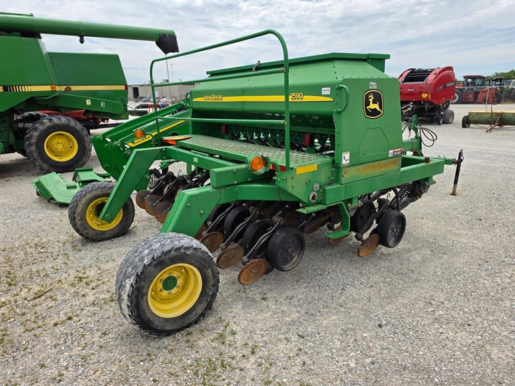 2009-john-deere-1590-image-13