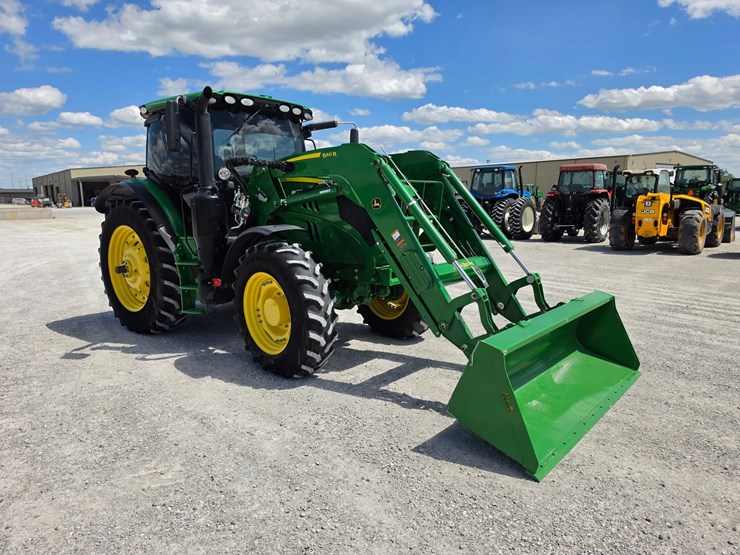 2016-john-deere-6145r-image-27