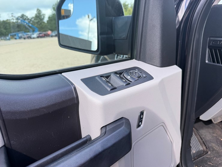 2018-ford-f150-image-14