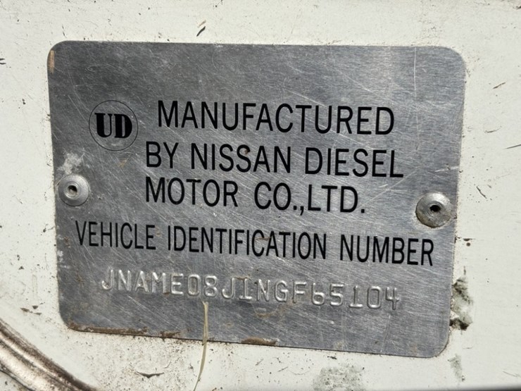 1992-ud-1800-image-25