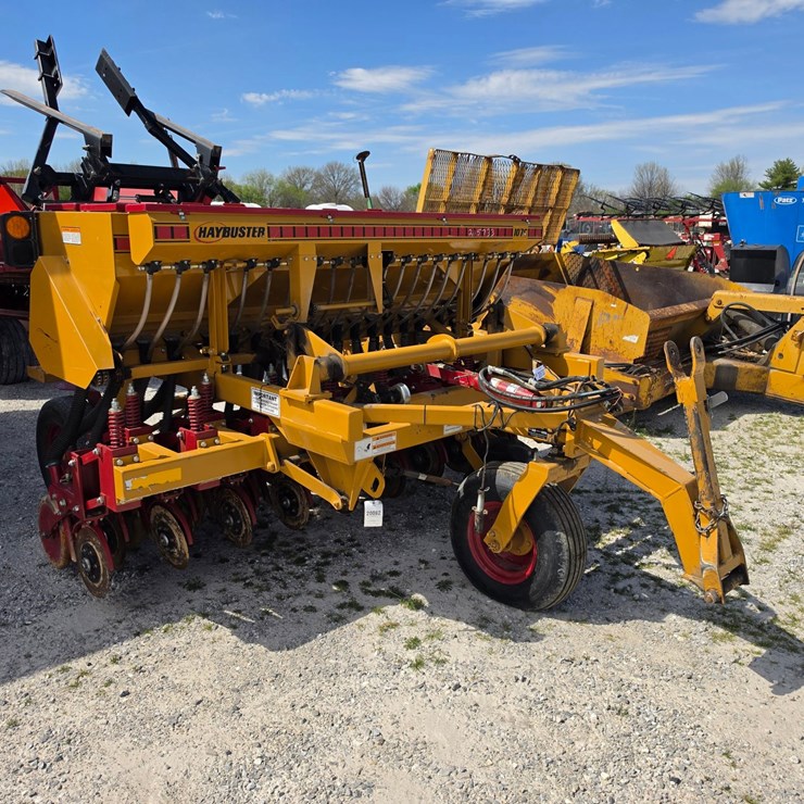 2022 HAYBUSTER 107C