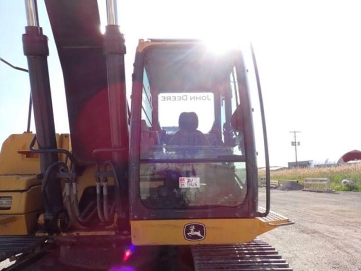 2009-deere-270d-lc-image-19