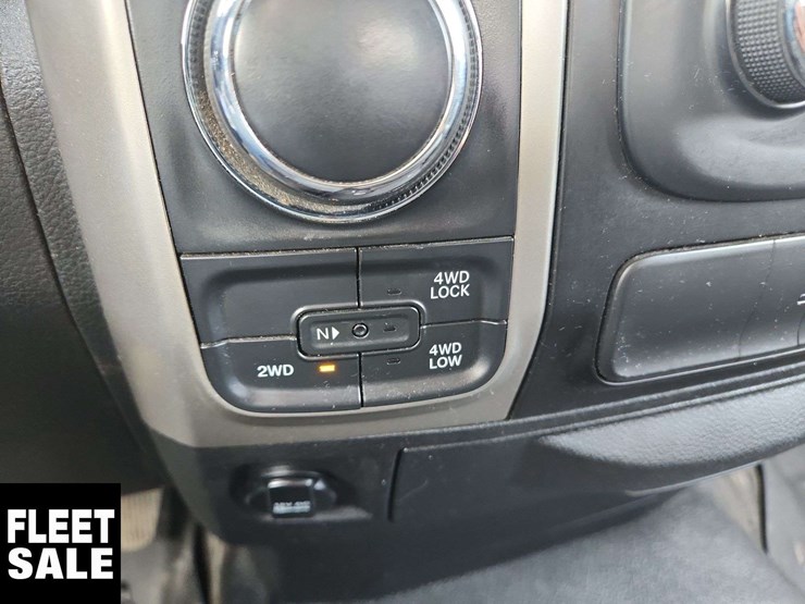 2014-dodge-1500-image-21