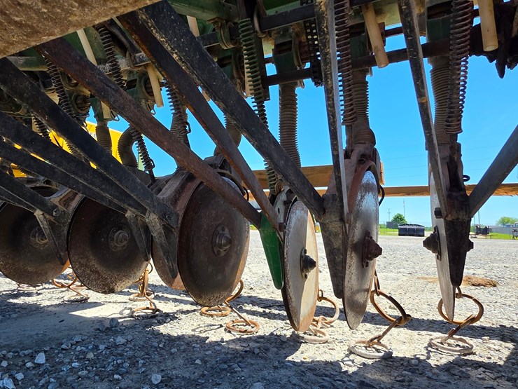 john-deere-8300-image-5