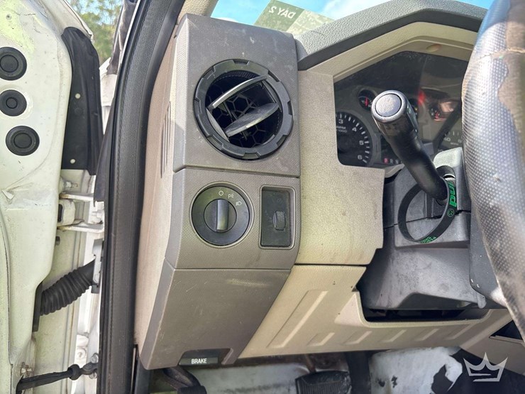 2008-ford-f-350-knapheide-kuv-enclosed-service-truck-image-14