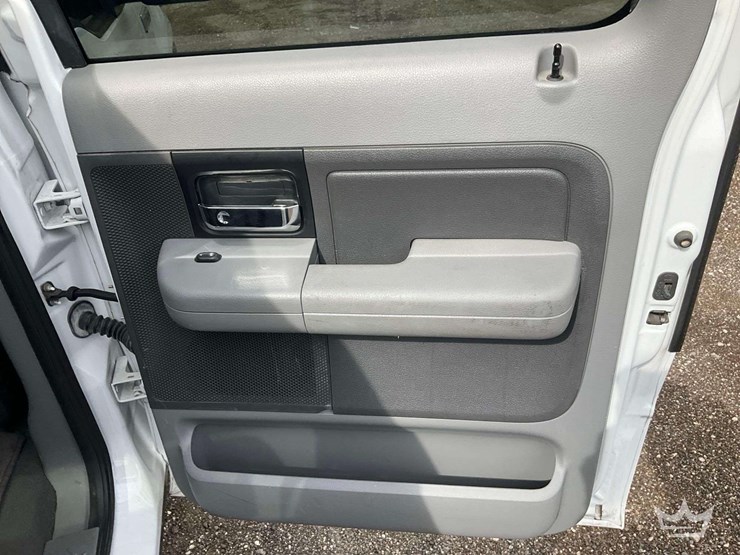 2006-ford-f150-image-21