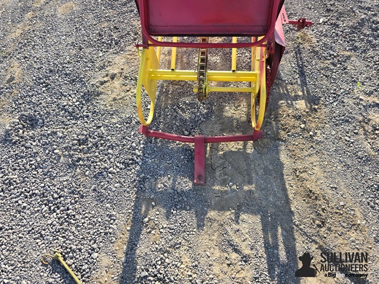 new-holland-132-image-16