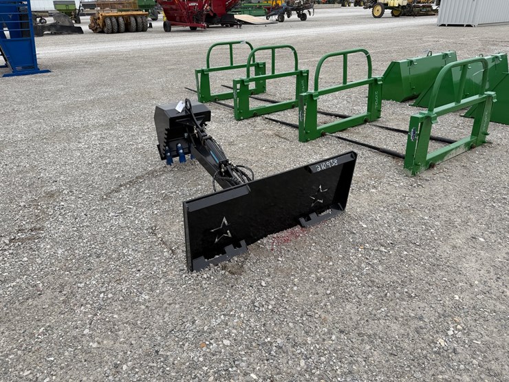 #210938-•-pro-star-backhoe-image-2