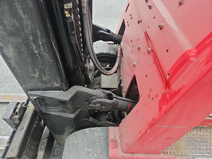 clark-gcx20-propane-forklift-image-11