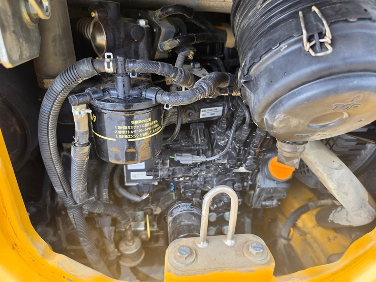 2020-deere-35g-image-15