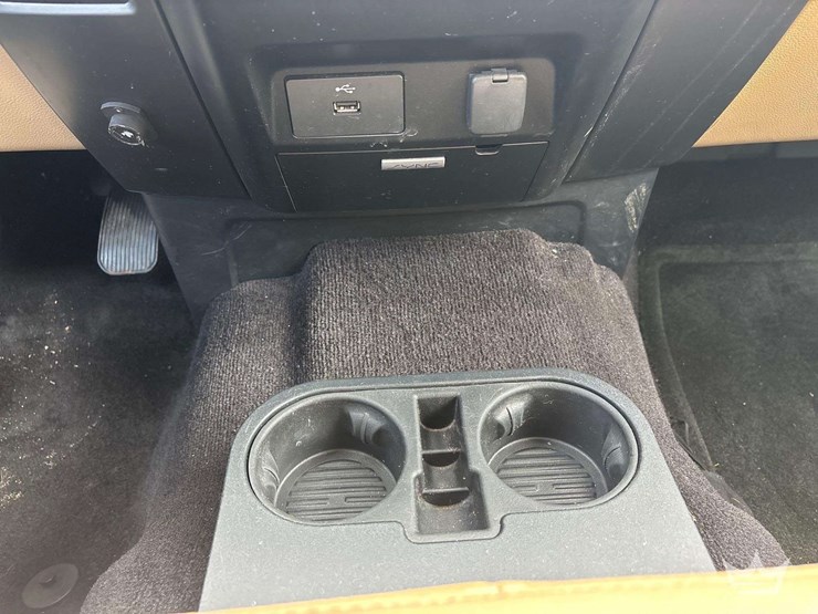 2016-ford-f150-image-19