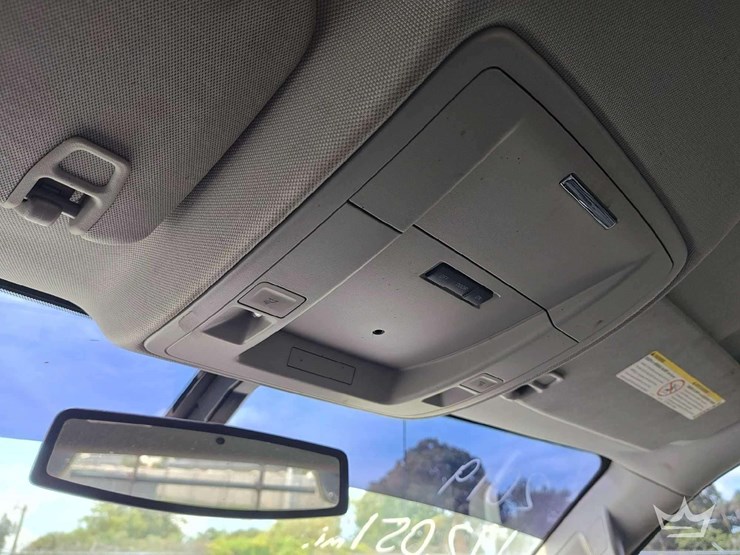2019-chevrolet-silverado-3500-image-14