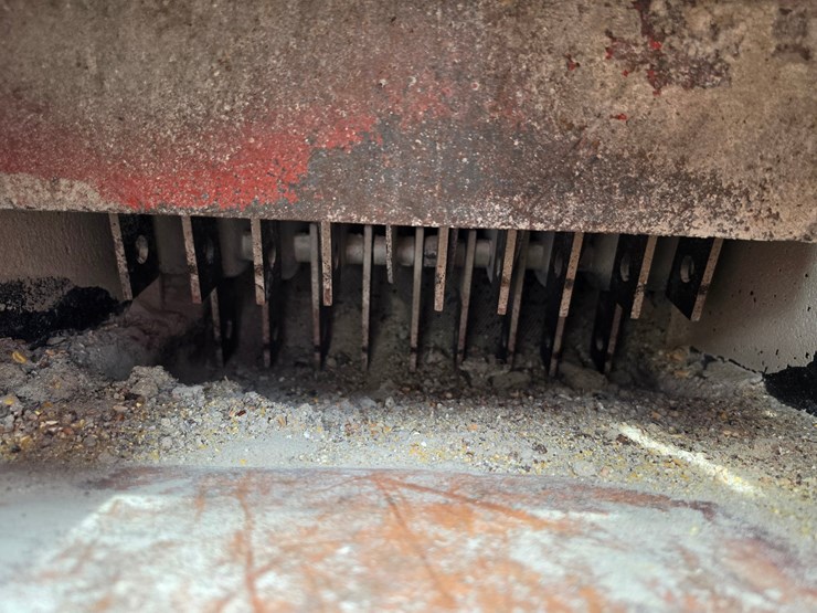 massey-ferguson-15-image-3
