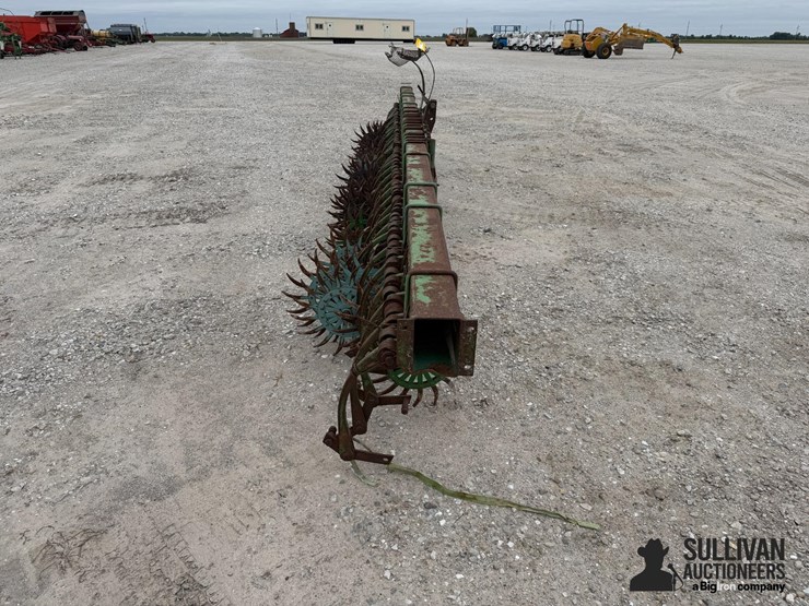 john-deere-400-image-4