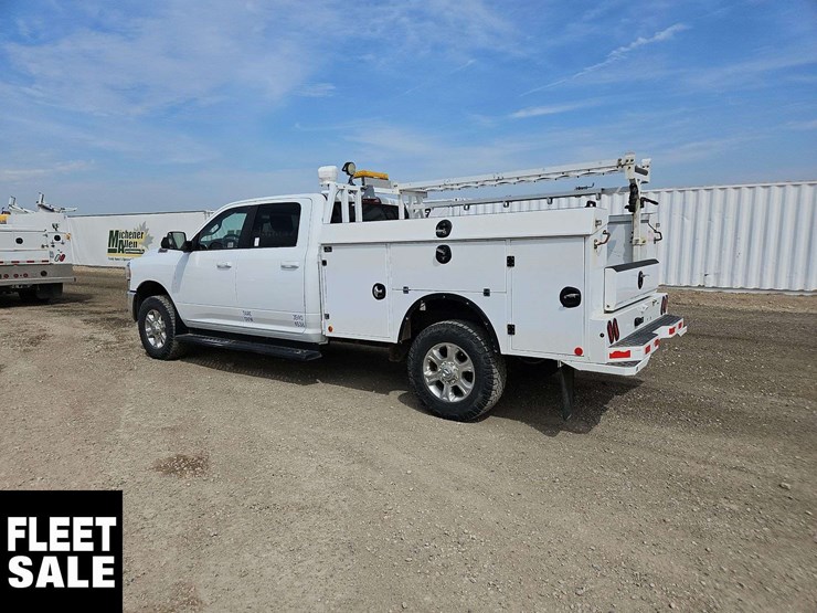 2020-dodge-2500-image-3