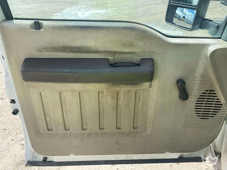 2008-ford-f-350-knapheide-kuv-enclosed-service-truck-image-21