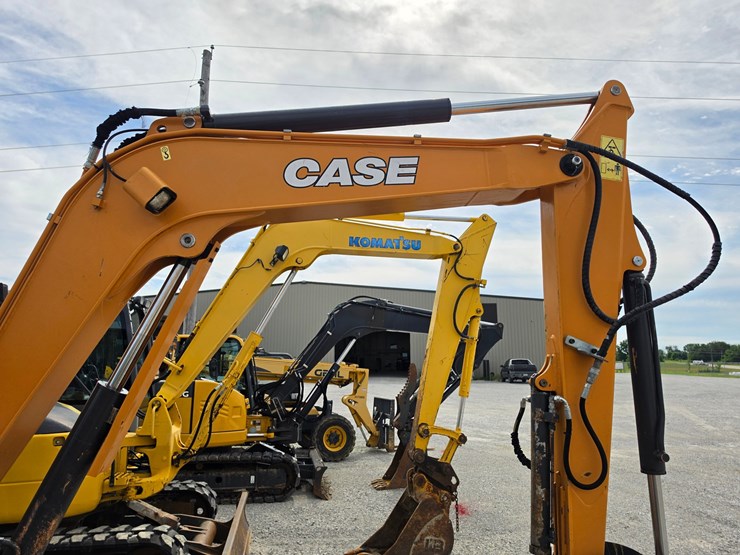 2018-case-cx57c-image-22