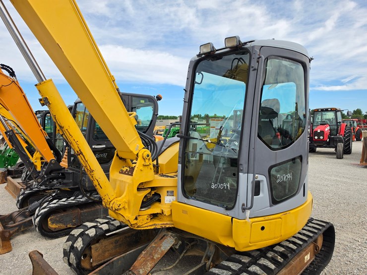 2004-komatsu-pc78mr-6-image-4