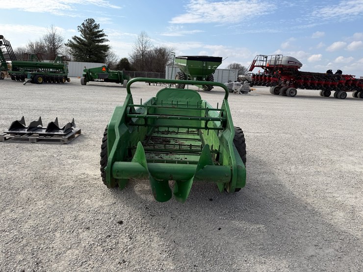 #209484-•-john-deere-manure-spreader-image-5