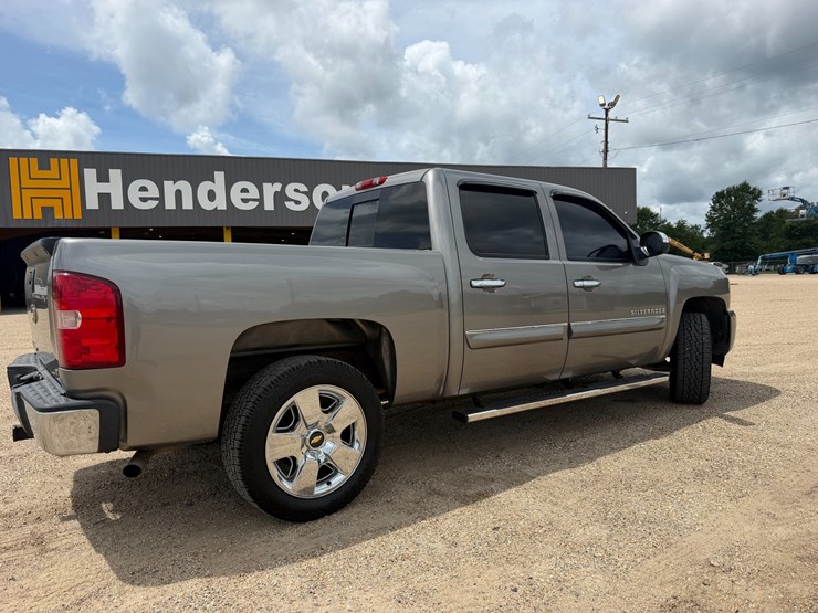 2009-chevrolet-silverado-1500-image-3