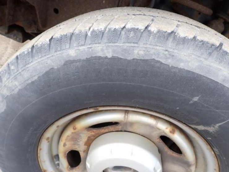 2013-ford-f250-xl-image-28