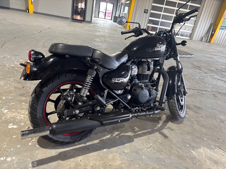 #23989-•-2022-royal-enfield-meteor-350-image-3