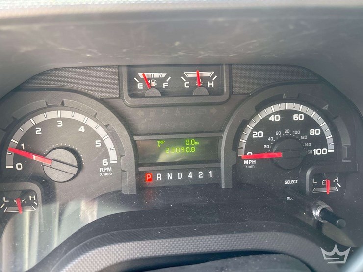 2017-ford-e350-image-15