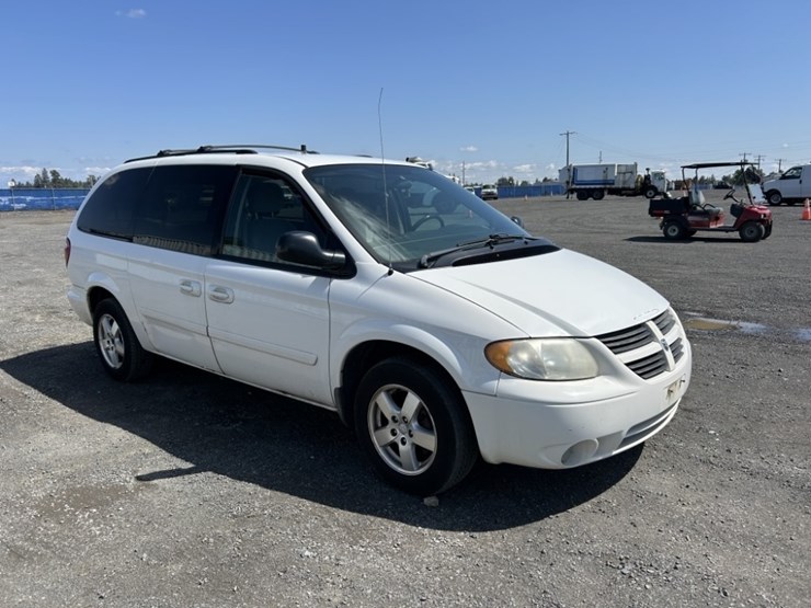 2006-dodge-grand-caravan-image-7