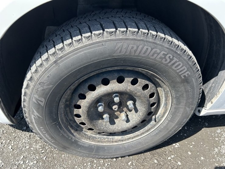 2011-dodge-grand-caravan-image-9