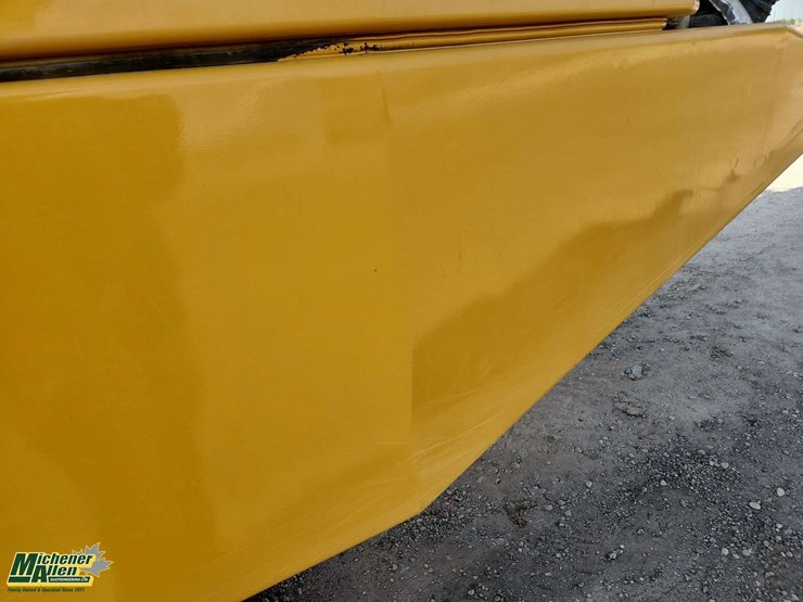 2017-caterpillar-730-image-32