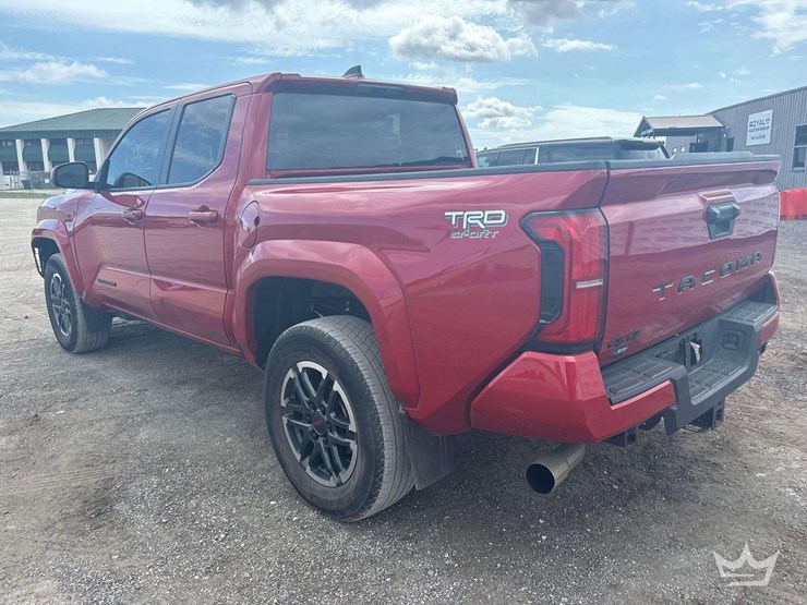 2024-toyota-tacoma-image-4