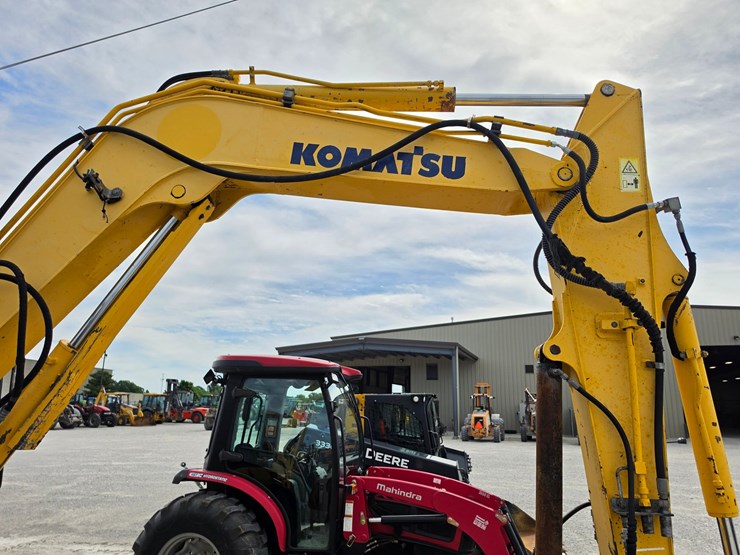 2013-komatsu-pc88mr-8-image-23